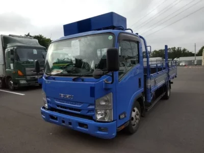 Isuzu ELF