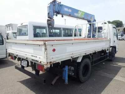 Isuzu ELF