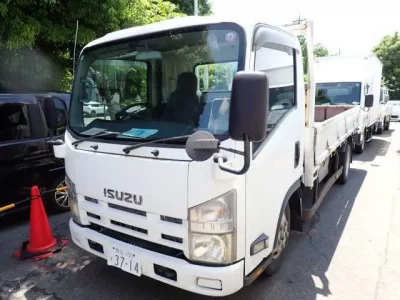 Isuzu ELF