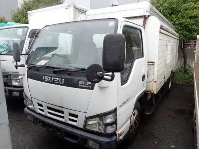 Isuzu ELF