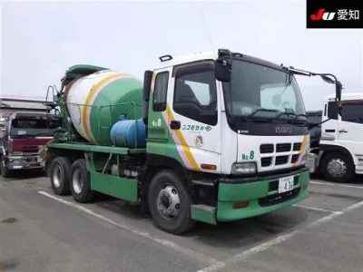 Isuzu GIGA