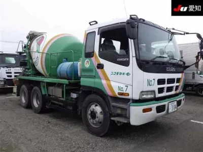 Isuzu GIGA