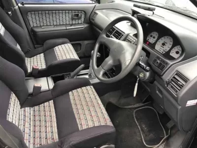 Mitsubishi RVR