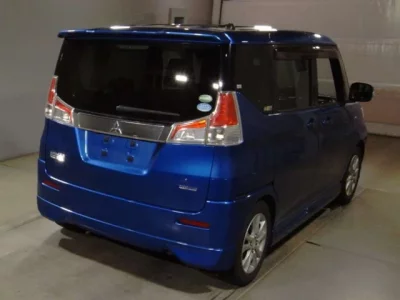 Mitsubishi DELICA D2