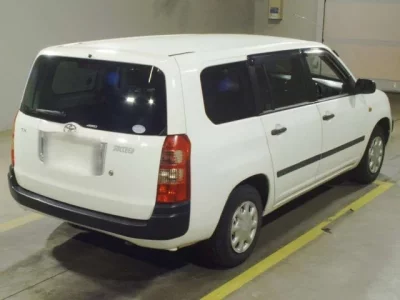 Toyota SUCCEED