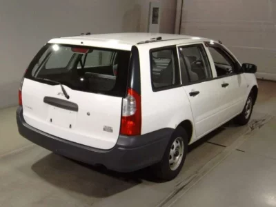 Mitsubishi LANCER VAN