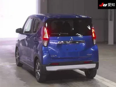 Mitsubishi EK X