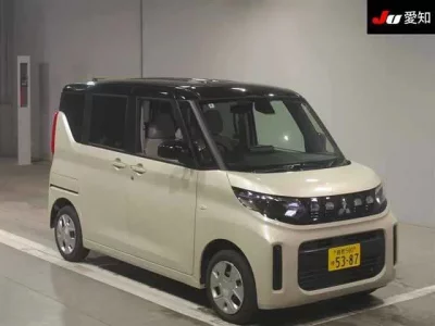 Mitsubishi EK SPACE