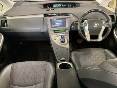 Toyota PRIUS PHV