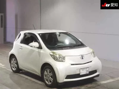 Toyota IQ