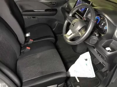 Mitsubishi EK X