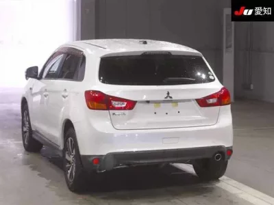 Mitsubishi RVR