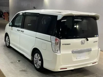Honda STEP WAGON