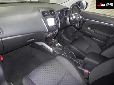 Mitsubishi RVR