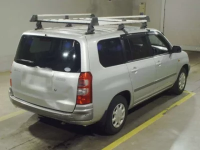 Toyota SUCCEED