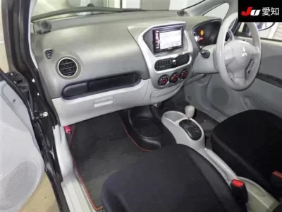 Mitsubishi I