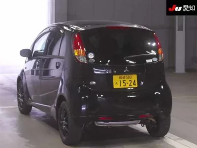 Mitsubishi I