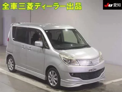 Mitsubishi DELICA D2