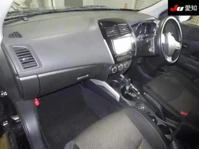 Mitsubishi RVR