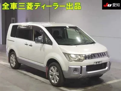 Mitsubishi DELICA D5