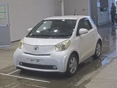 Toyota IQ