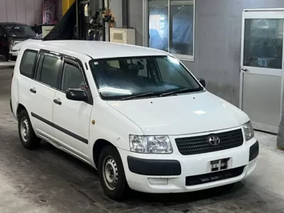 Toyota SUCCEED