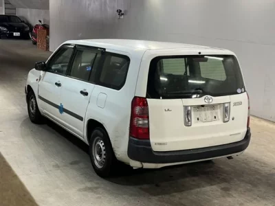 Toyota SUCCEED