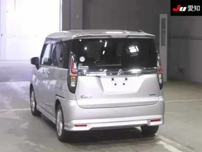 Mitsubishi DELICA D2