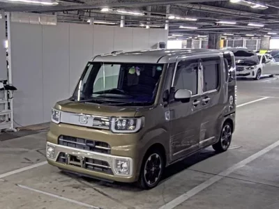 Daihatsu WAKE