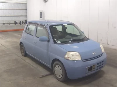 Daihatsu Esse
