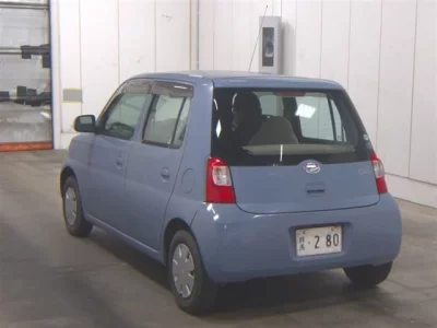 Daihatsu Esse