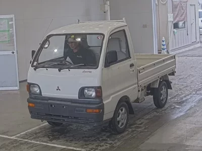 Mitsubishi MINICAB TRUCK