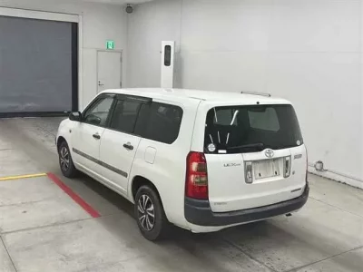 Toyota SUCCEED