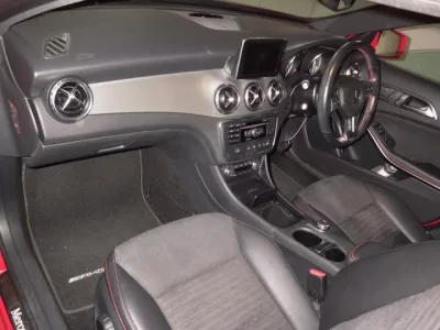 Mercedes-Benz GLA CLASS