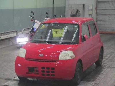 Daihatsu Esse