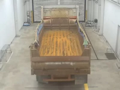 Isuzu TRUCK