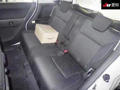 Mitsubishi DELICA D2