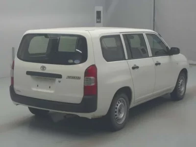 Toyota SUCCEED