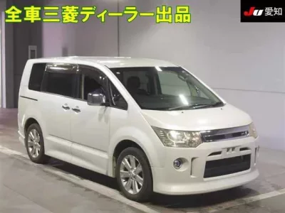 Mitsubishi DELICA D5