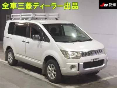 Mitsubishi DELICA D5