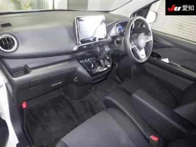 Mitsubishi EK X