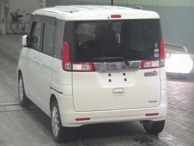 Suzuki SPACIA