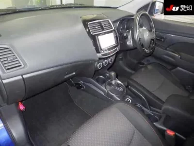 Mitsubishi RVR