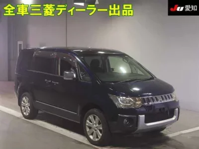 Mitsubishi DELICA D5