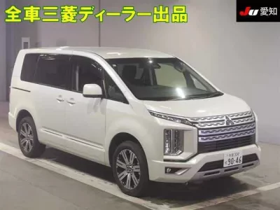 Mitsubishi DELICA D5