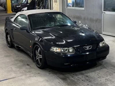 Ford MUSTANG