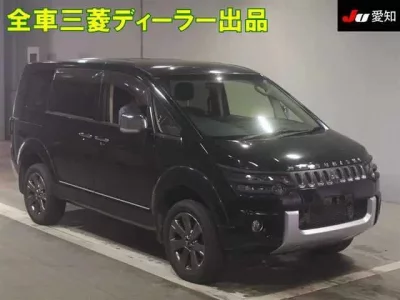 Mitsubishi DELICA D5