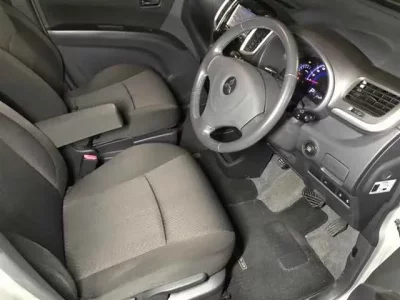 Mitsubishi DELICA D2