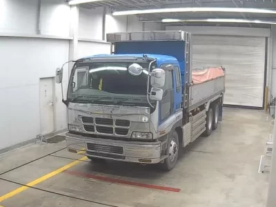Isuzu TRUCK