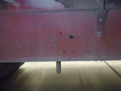 Isuzu TRUCK